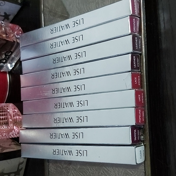 9 Lip designer retractable fill contour lip liners bundle - Picture 4 of 7